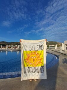 'O sole mio Premium Beach Towel